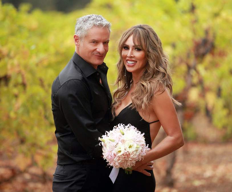Image of famous journalist, Rick Leventhal and his wife at their wedding