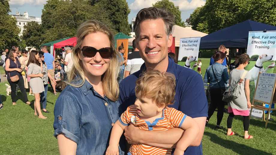 Image of journalist, Richard Engel and his wife and first child