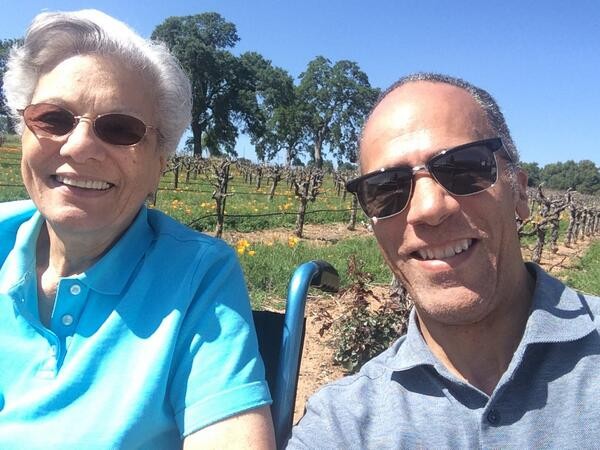 Image of African-American renowned anchor, Lester Holt and his mother